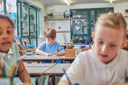 B2B Trading Hub für Schulen