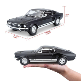 Maisto Ford Mustang 1967 1/18 schwarz